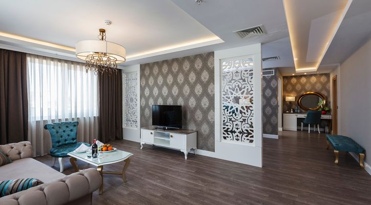Karmir Resort & Spa