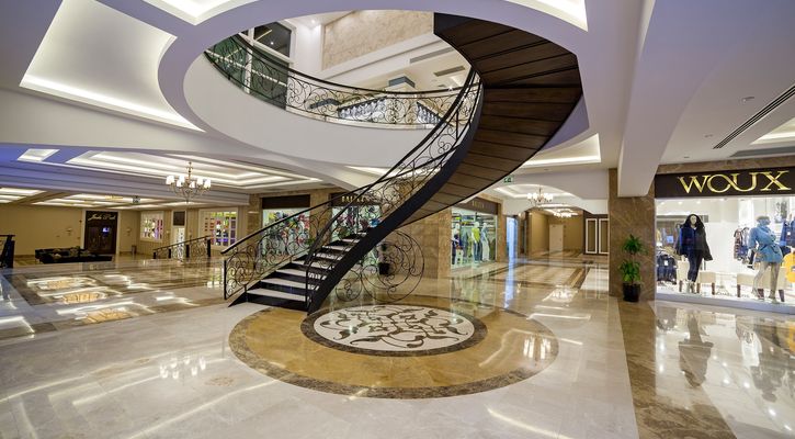 Karmir Resort & Spa