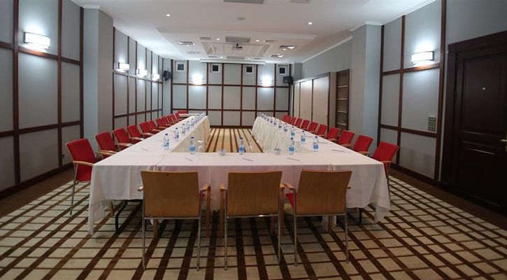 ELİZ HOTEL (Convention Center Thermal Spa