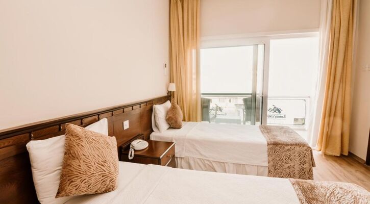 SAMMY`S HOTEL