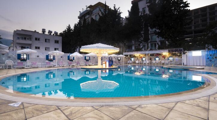 SAMMY`S HOTEL