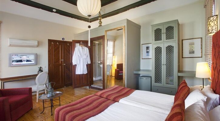 Alp Pasa Emperor Suites