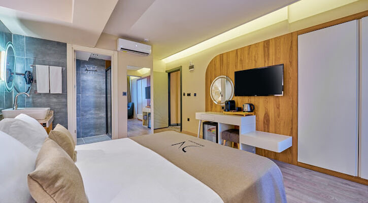 Der Inn Hotel