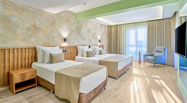 Der Inn Hotel
