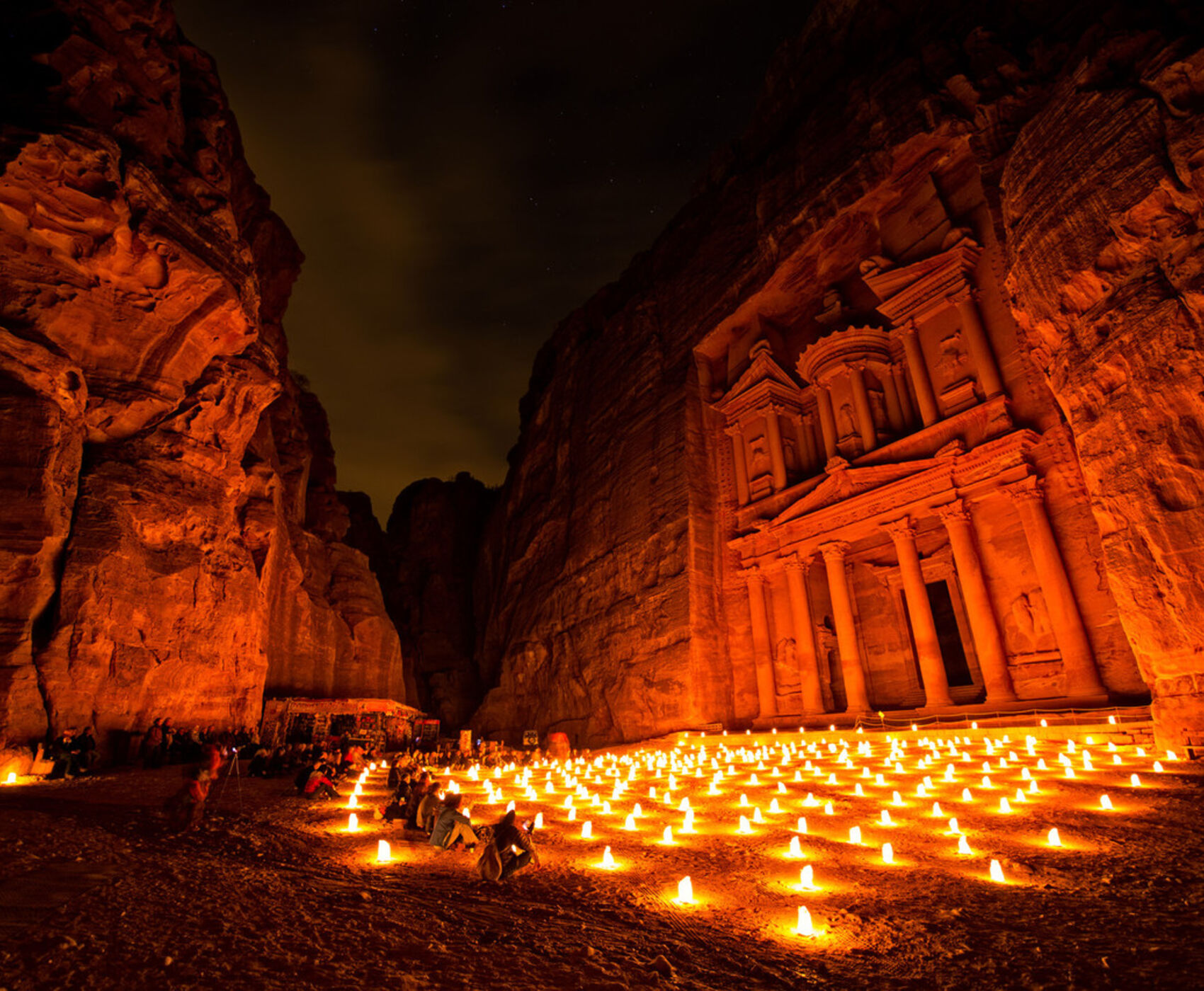 ANTALYA'DAN DİREKT UÇAKLI VİZESİZ GİZEMLİ PETRA ANTİK KENTİ & WADİ RUM & ( ÜRDÜN )