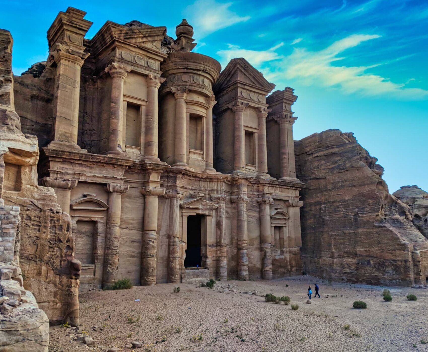 ANTALYA'DAN DİREKT UÇAKLI VİZESİZ GİZEMLİ PETRA ANTİK KENTİ & WADİ RUM & ( ÜRDÜN )