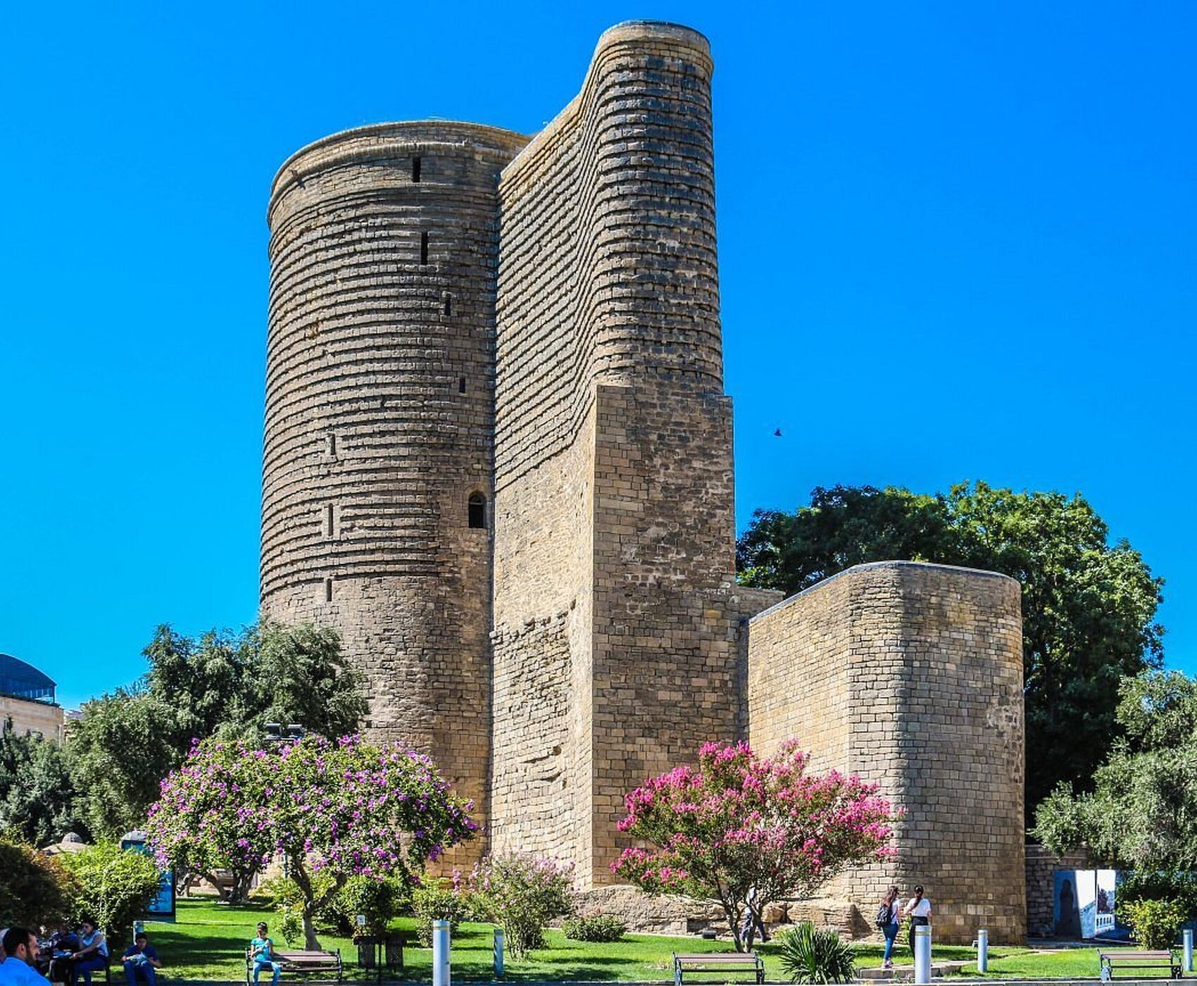 ANTALYA DAN UÇAKLI BAKÜ  AZERBAYCAN