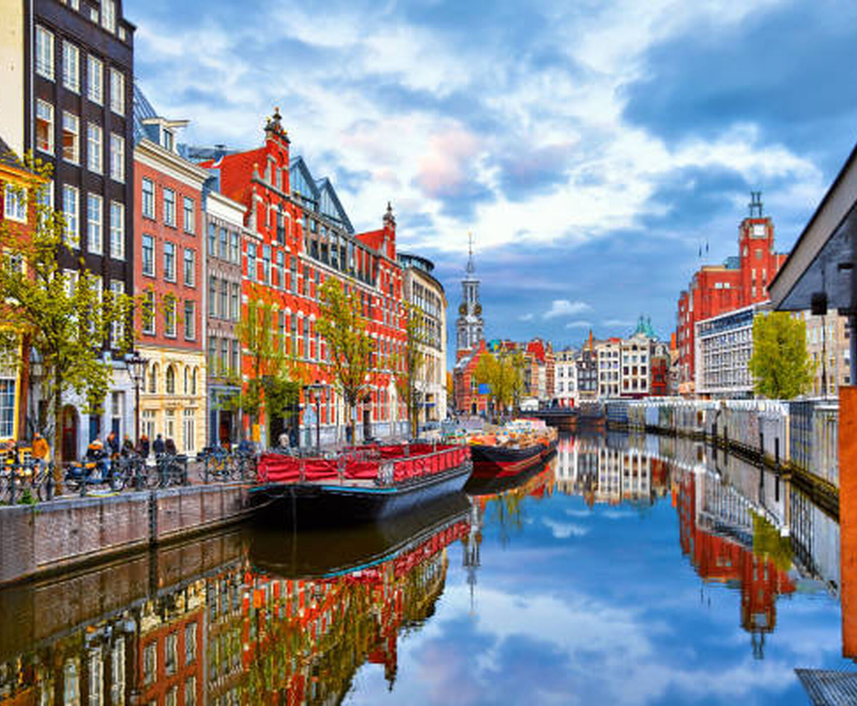 ANTALYA DAN DİREKT YÜZEN ŞEHİR AMSTERDAM